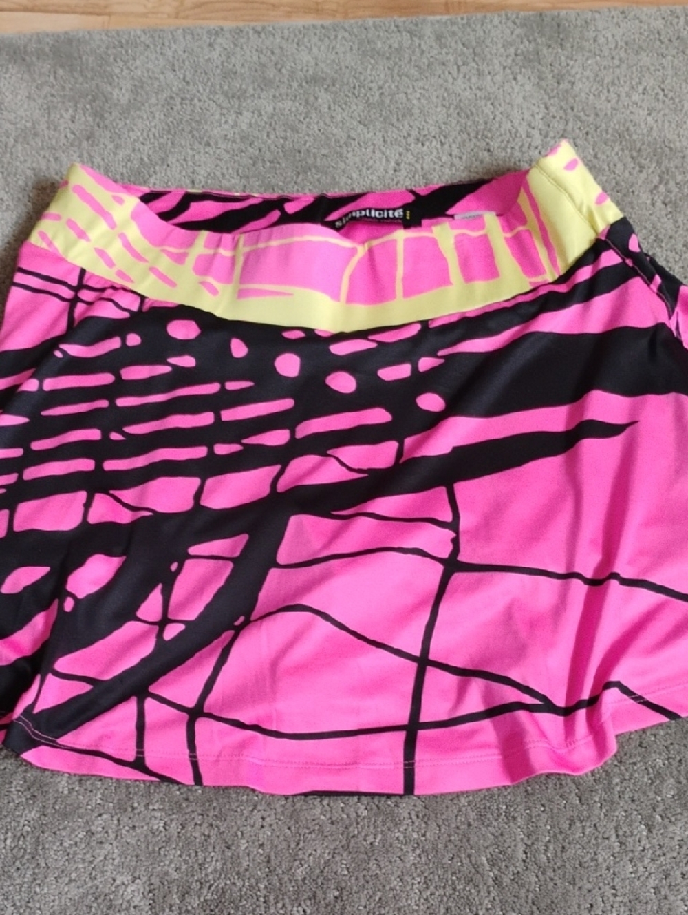 jamie sadock Pink and Yellow Graphic Simplicite Skort For Golf Or Tennis In M.